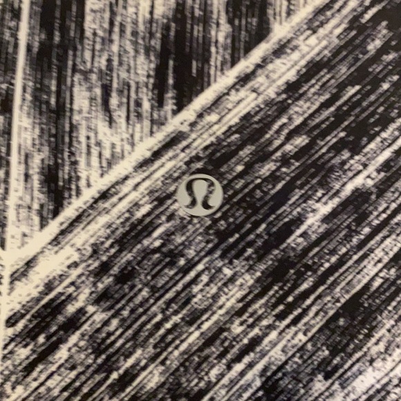 Rare Pattern Reversible LuLu Jacket - Picture 3 of 5